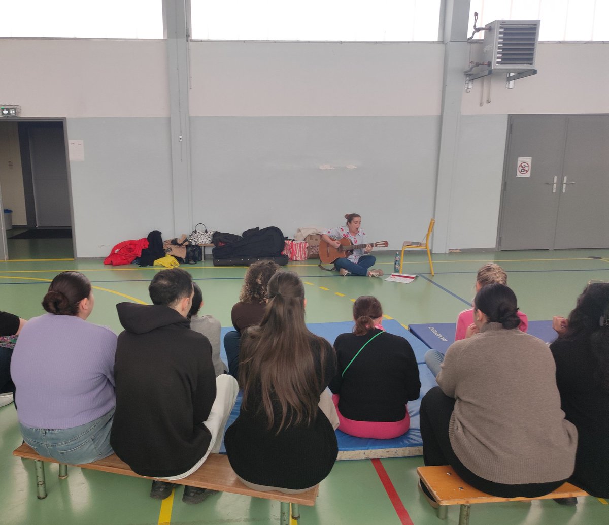 Formation REP+ ⏩Matin: dvper langage oral grâce aux activités musicales ⏩ musique capte l’attention, favorise la mémorisation et stimule la confiance en soi
<a href="/Cite_educBehren/">Cité éducative de Behren-lès-Forbach</a> <a href="/Dsden57/">DSDEN de la Moselle</a>
<a href="/FredGuyot3007/">Fred Guyot</a>  <a href="/KratzMagali/">Magali Kratz</a> <a href="/JF_Bonasso/">Jean-François Bonasso</a>  <a href="/cabbeke/">mickael cabbeke</a> <a href="/pf_mourier/">PF MOURIER</a>