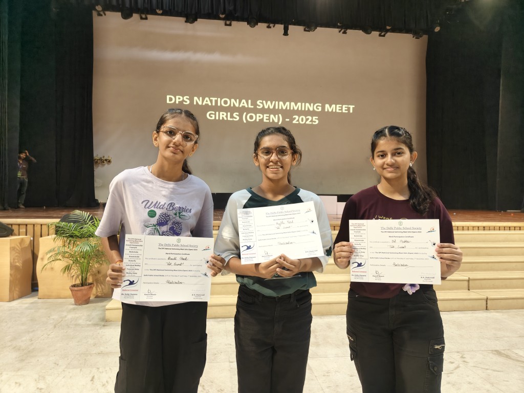DPSTapi's tweet image. DPS Tapi participated in The DPS National Swimming Meet Girls Open held at Delhi Public School Noida on 6-7 November 2025.The event provided a platform to all students to exhibit their talents and skills with great enthusiasm and passion.