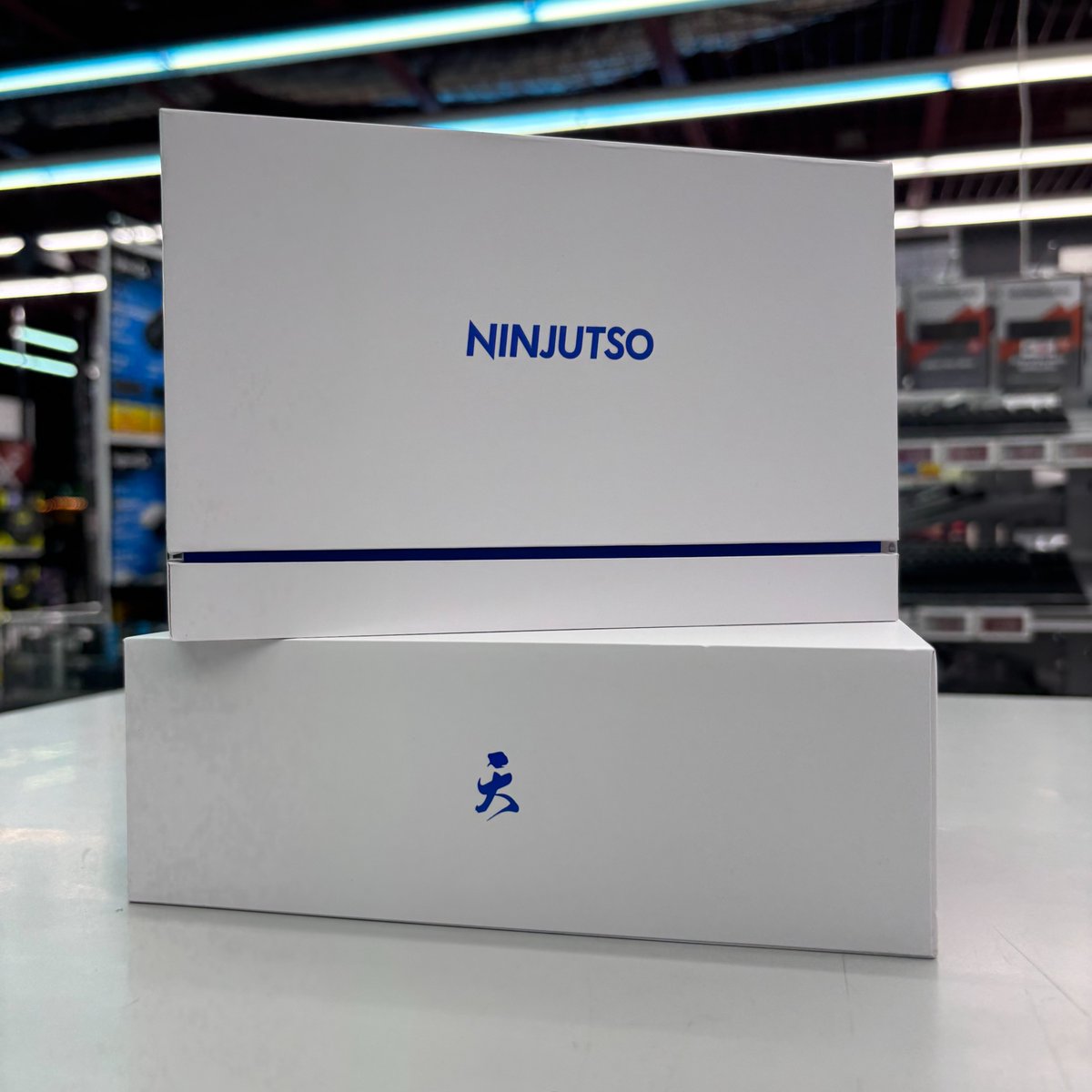 📣🎊新製品入荷情報🎊 #NINJUTSO Ten Air White/Black 18,130円(税込