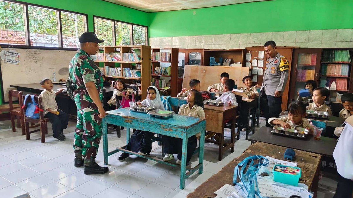 Angelaola_'s tweet photo. Iya, ayo jadikan isu pangan sebagai hal yang diutamakan. Ayo berdiskusi, saling berbagi pandangan, dan cari bersama solusi bersama. Future ketahanan kita adalah tanggung jawab bersama.

Energi Untuk Negeri https://t.co/nIv5YVdkMr