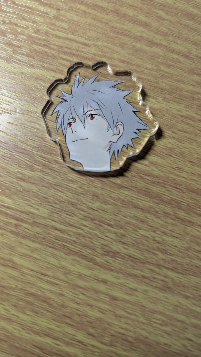 カ、カヲル君っ……!!!😢

気晴らしに部屋掃除してたら掃除機のホースがうっかり当たってしまって……ほんとにショック😭
しかもよりによってなんで首なの😞