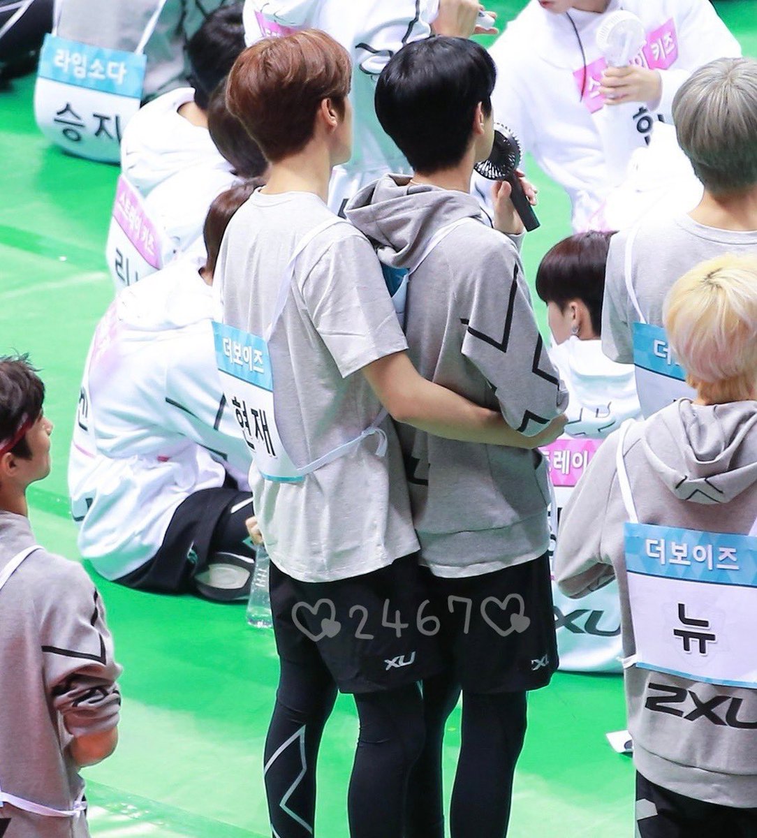 그래서 어느쪽이 횬훈이고 어느쪽이 강아진데