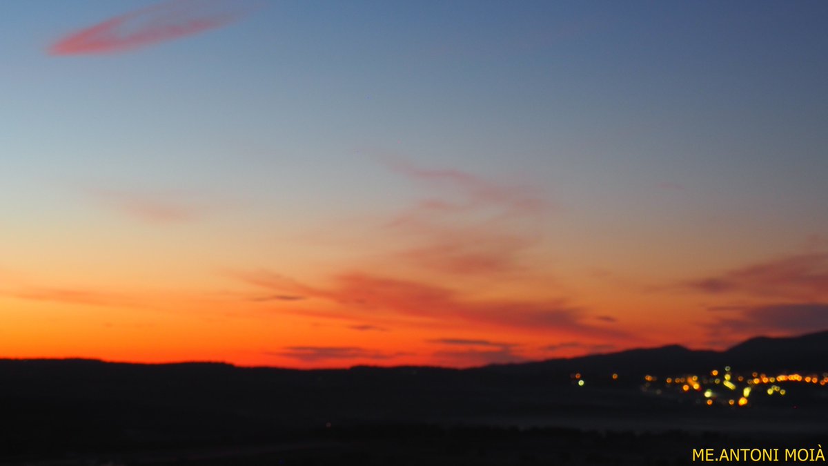 EA3CH's tweet photo. Bon dia !TP.5.1ºC Hum.91% #Moià #Moianès https://t.co/jSqj5jpa0L