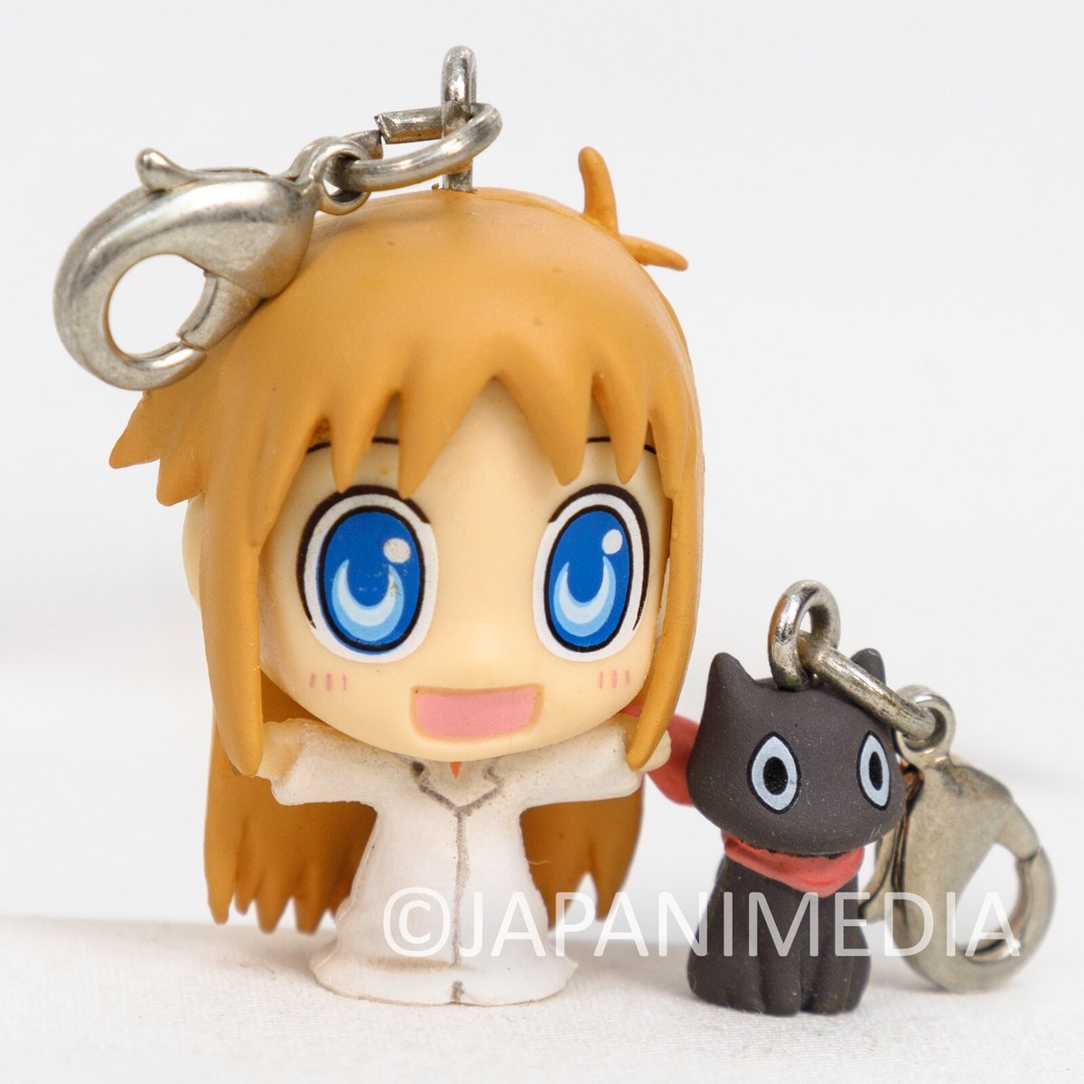 JapanimediaEbay's tweet photo. Nichijou Hakase & Sakamoto A Cutie Figure Mascot – A delightful Megahouse collectible featuring the genius child and her talking cat from the beloved comedy anime!
🔗 Check here
https://t.co/XixI9MJFFz
#Nichijou #Hakase #Sakamoto https://t.co/zqrowx73ZC