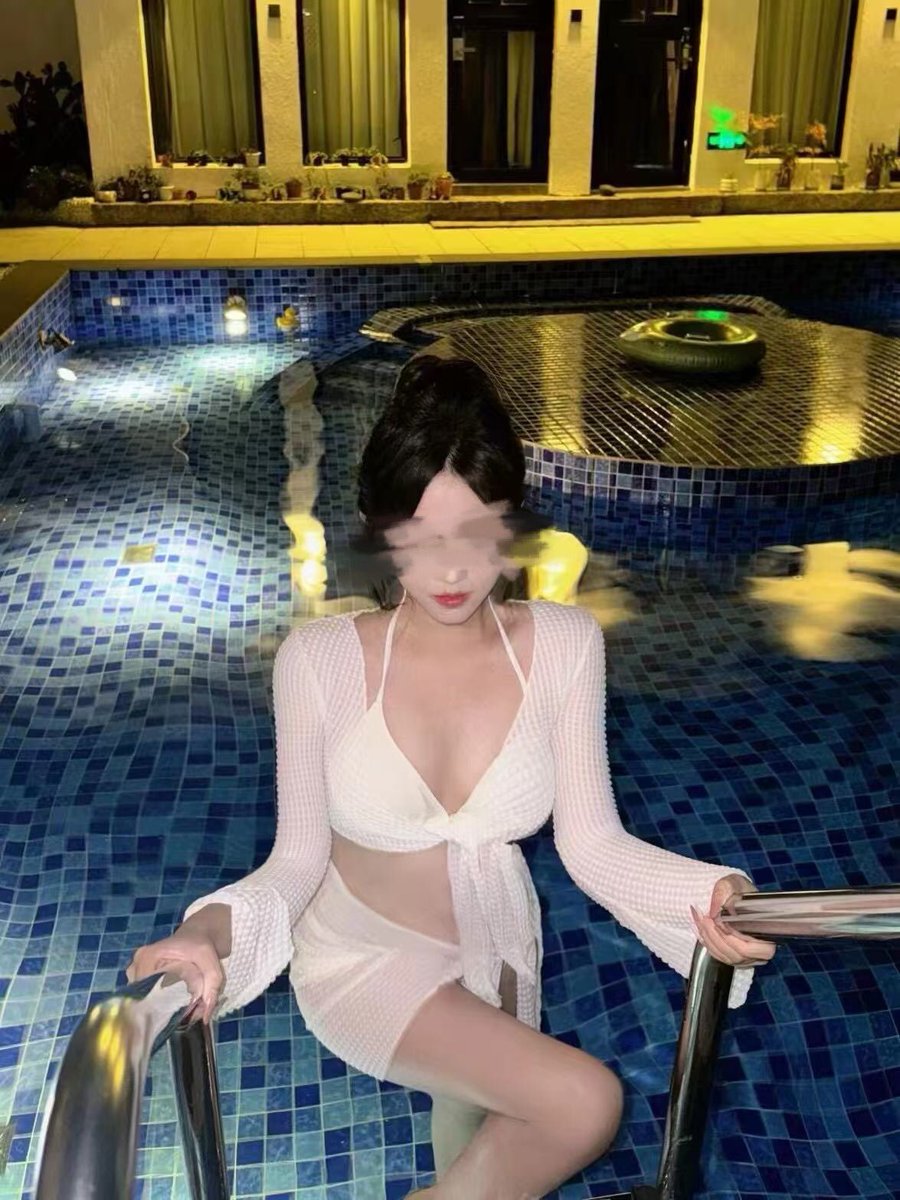 济南字母墙 tweet media