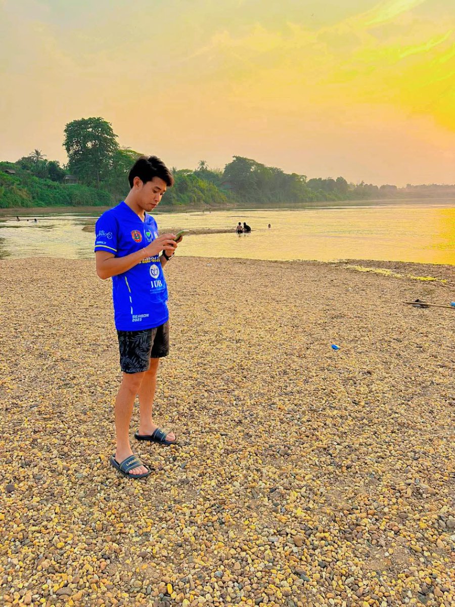 ຢາກສຽວມາຫາທາງນີ້
#ແຊດໃຜບໍ່ທັນຕອບກະຂໍໂທດເດີ
👇ຝາກຕິດຕາມແນ່ຢາກເຫັນຂອງດີ👇
tevi.com/@lukky1/s/JXQY…