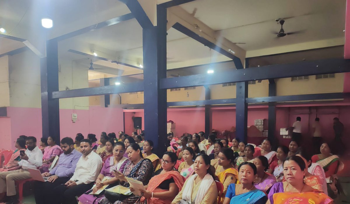 Rampassam's tweet photo. Workshop at Field Level on Handloom and Handicraft Sector with Technical Experts is being held today at Gopinath Banquet Hall, Silchar, organised by ASIDC in association with NEHHDC &amp; with support from DICC Silchar.

#MSMEAssam #RAMPAssam #Technicalworkshop #handicrafts #handloom https://t.co/mT8ENbSajQ