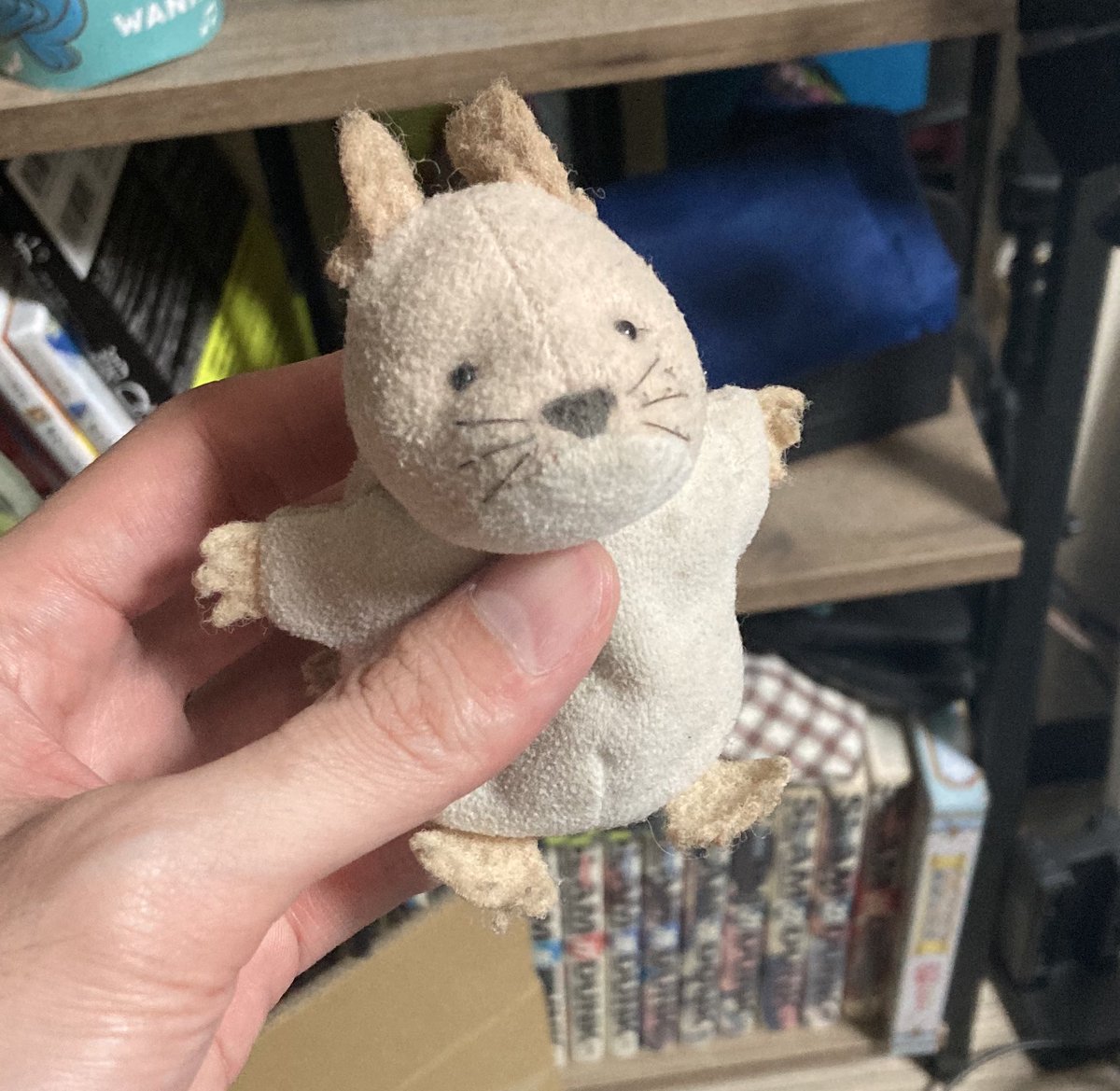 Post by インディゴの豚 りくおProMax on X: おる…！