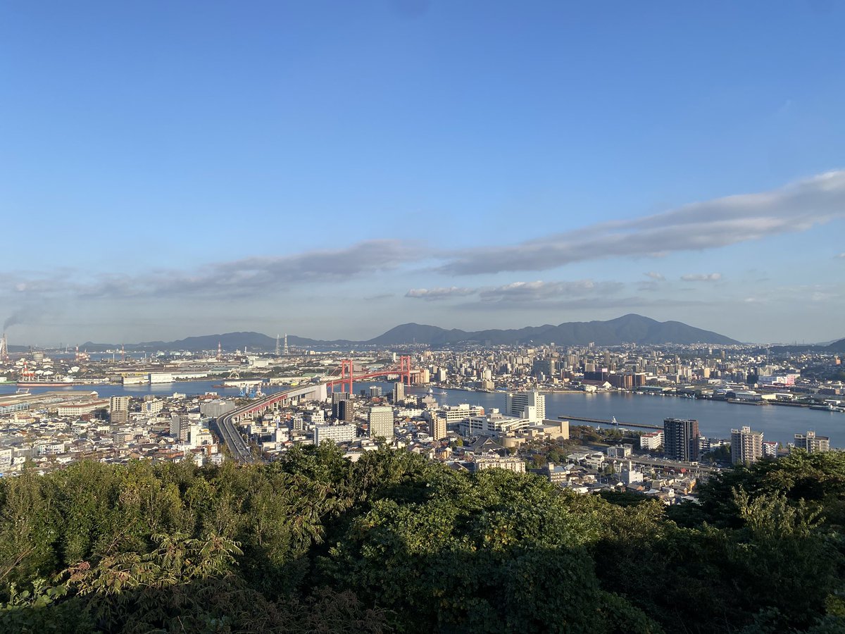loverhoip310's tweet photo. まじでNOTHINK。。。
#高塔山
#絶景
#おつか
#NOTHINK
#現実逃避
#展望台でダラダラ https://t.co/BWDxa5WbmZ