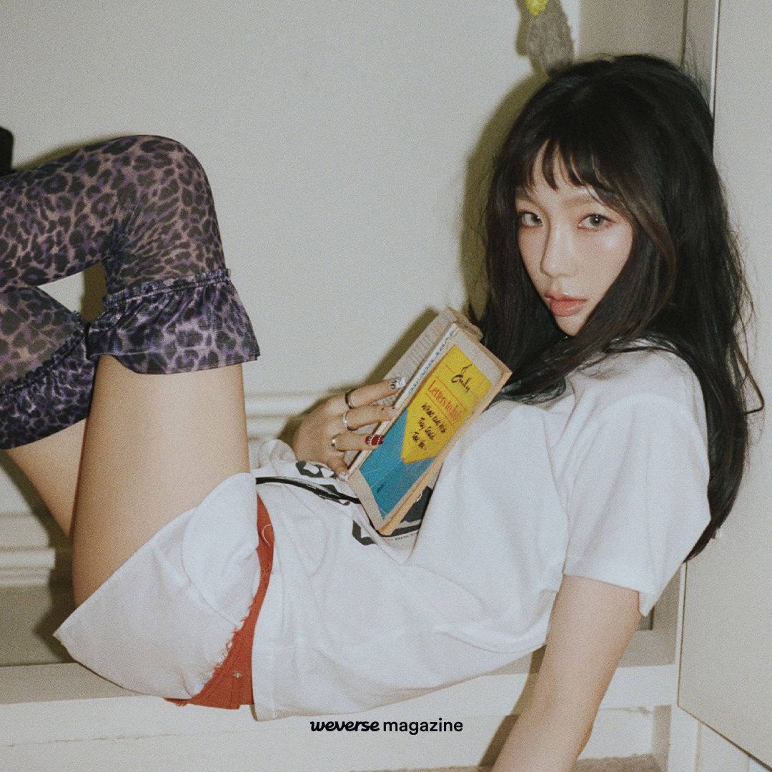 [Weverse Magazine] 태연의 10년, 목소리라는 언어
태연이 목소리로 만들어내는 공명

더 자세한 내용은 위버스 매거진에서 확인하세요! 

KOR: bit.ly/4oU8B6i 
ENG: bit.ly/49bTHnh 
JPN: bit.ly/3LtVg6h 

#위버스 #Weverse 
#위버스매거진 #Weverse_Magazine