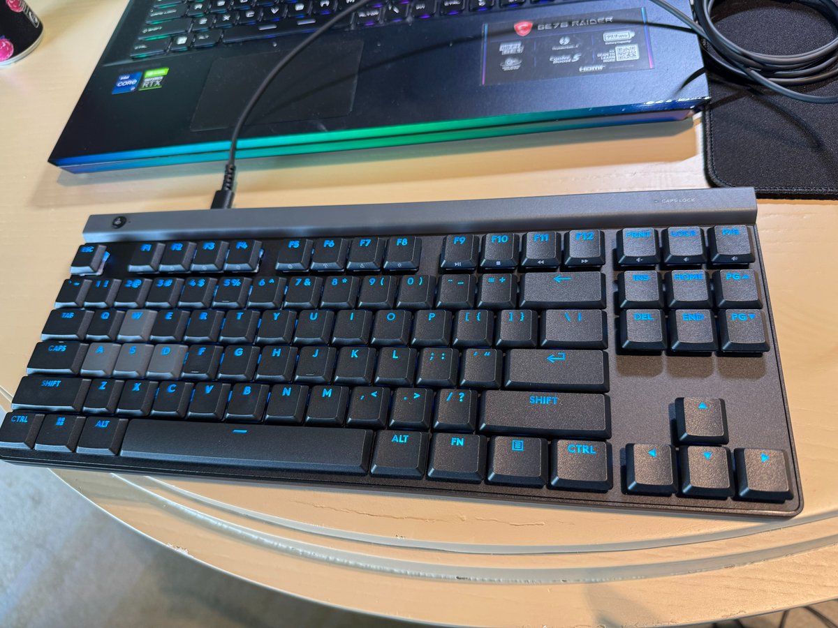 JWonggg's tweet image. No matter where I go, I have to make sure I am optimal with @logitechc 

The G515 Rapid TKL is amazing to travel with for my Asia tour 

Logi.gg/JWong

#LogitechGPartner