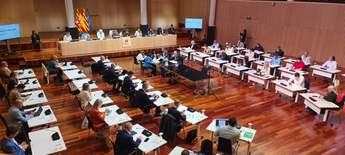 interaccio's tweet photo. Declaració Institucional de la @diba per a la incorporació de la Cultura com a ODS 18 dins l’Agenda 2030.
Un pas endavant per reconèixer la cultura com a dret fonamental i pilar del desenvolupament sostenible.

✅https://t.co/n2Um1hlHO8 https://t.co/WStkLt8LvH
