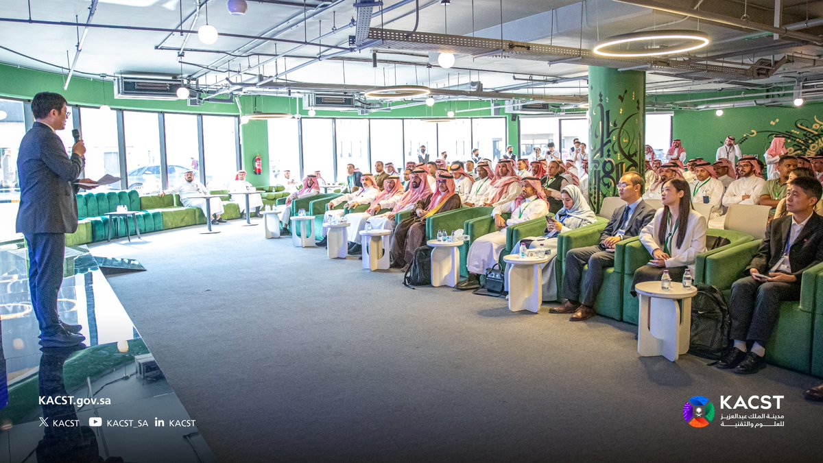 بمشاركة أكثر من 100 خبير محلي ودولي يواصل الملتقى الدولي التاسع لتحويل النفايات إلى طاقة أعماله في #كاكست لاستكشاف أحدث التقنيات في تحويل النفايات وتسريع التحول نحو طاقة متجددة مستدامة.