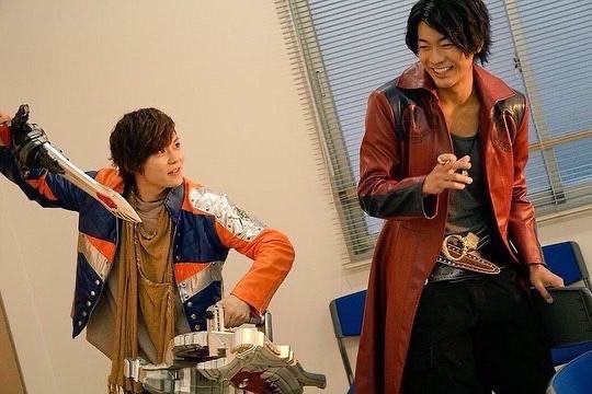 DailyKyuranger_'s tweet photo. Happy birthday to @YosukeYou who played stinger. Sending best wishes from Canada 🧡 https://t.co/X60FHgERfa
