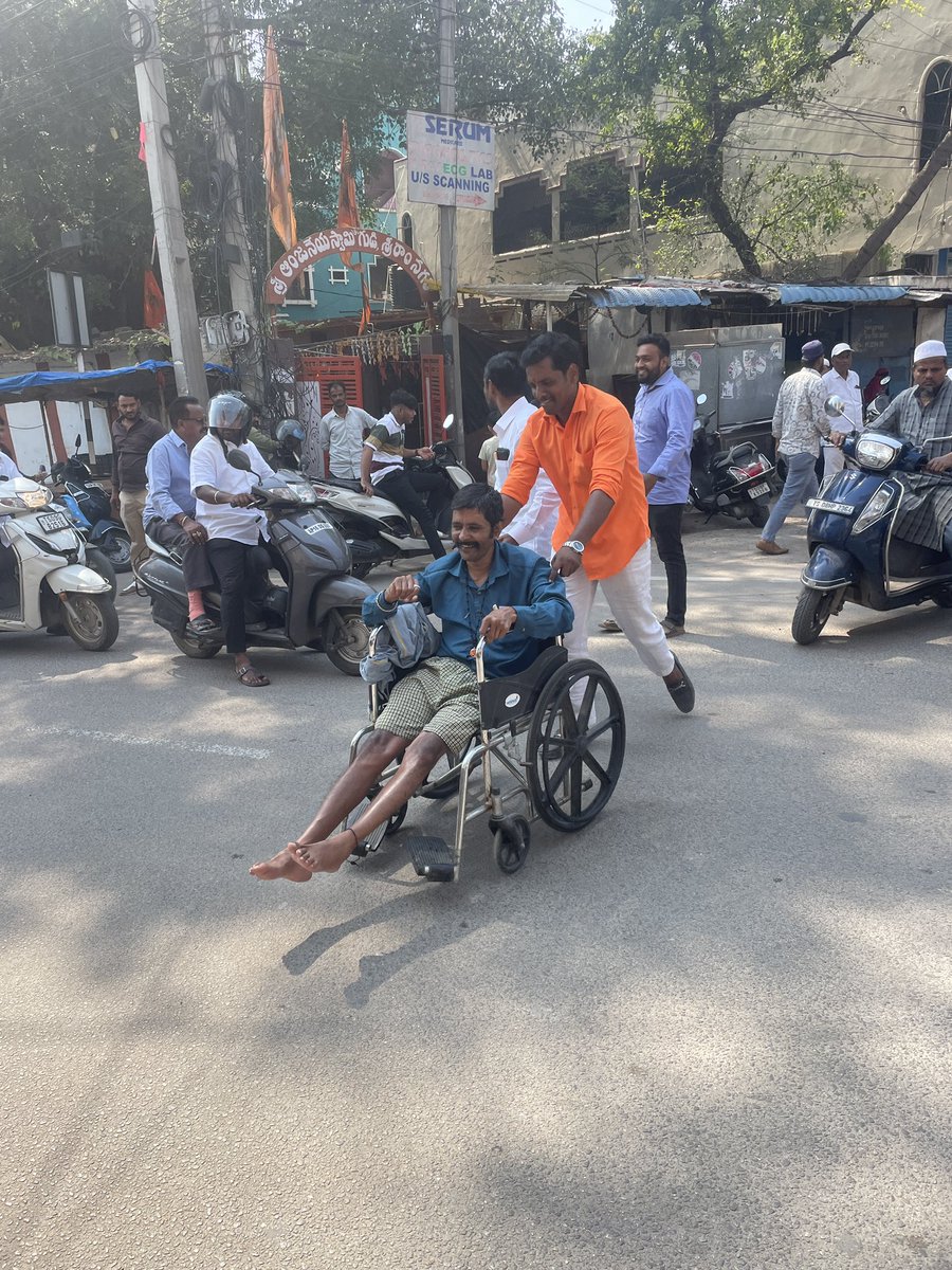 nbramllb's tweet image. BJP Karyakartha’s on ground in Jubileehills Constituency By-election.

#JubileeHillsWithBJP #HinduUnity