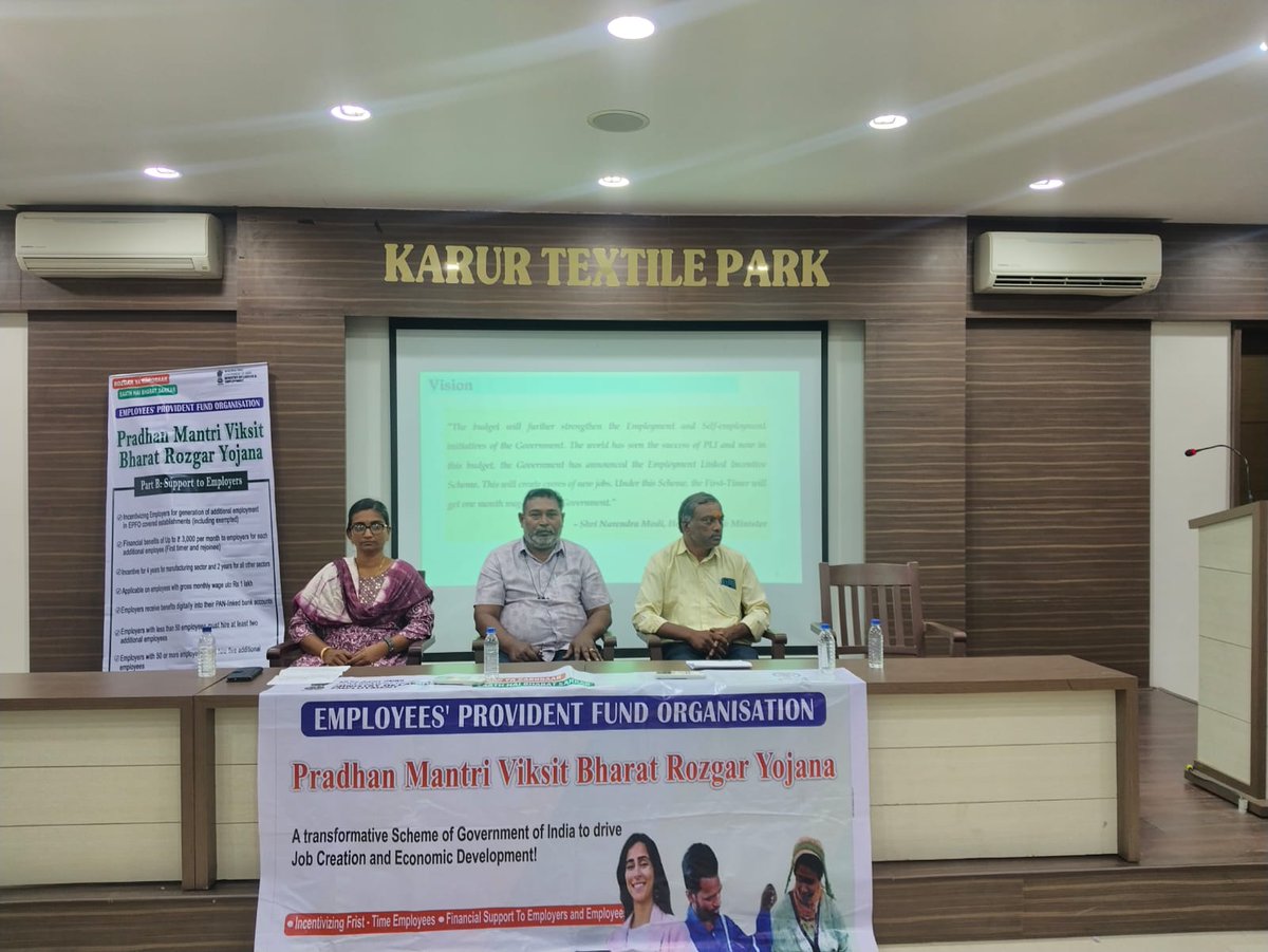EpfoZoCbe's tweet photo. Textile Sector - Pradhan Mantri Viksit  Rozgar Yojana Awareness Campaign - Karur Textile Park, Karur

ZO Coimbatore RO Trichy Tamil Nadu https://t.co/rzA5r4oSPv