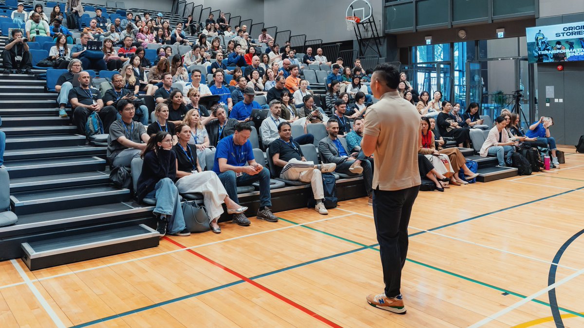 davidleeedtech's tweet image. Had an incredible time at #FOLHK2025 sharing my keynote “Wielding the Power of AI like a Superhero.” 

We talked about how empathy + creativity must lead AI adoption in education. Huge thanks to the FOLHK team—amazing sessions, people, and energy!