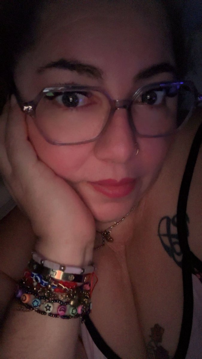 Anabellabella74's tweet photo. Gracias amor por regalarme tu aguinaldo! 🤣🤣🤣🤣🤣🤣🤣🤣🤣🤣🤣🤣🤣🤣🤣🤣🤣

Que nervios, ya ando practicando... https://t.co/8lBbHkH95h