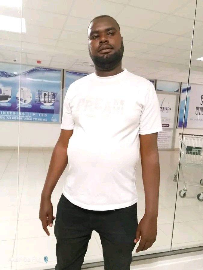 Akambafm's tweet photo. Nĩ Ĩsaa Ya Kwiya Nduu. Mwainaa Wathi Wĩva?
#akambafm #RadioYaMúkamba #KasaNgai #papamandevu
Mandevu Wa Akamba Official
0768555755 / 0700242424
Nairobi | Machakos | Kajiado | Kiambu - 106.5 FM
Kitui - 100.8FM
Makueni - 106.2FM
Mombasa - 106.8FM
Voi | Taveta - 89.3 FM https://t.co/d56yI2AgVg