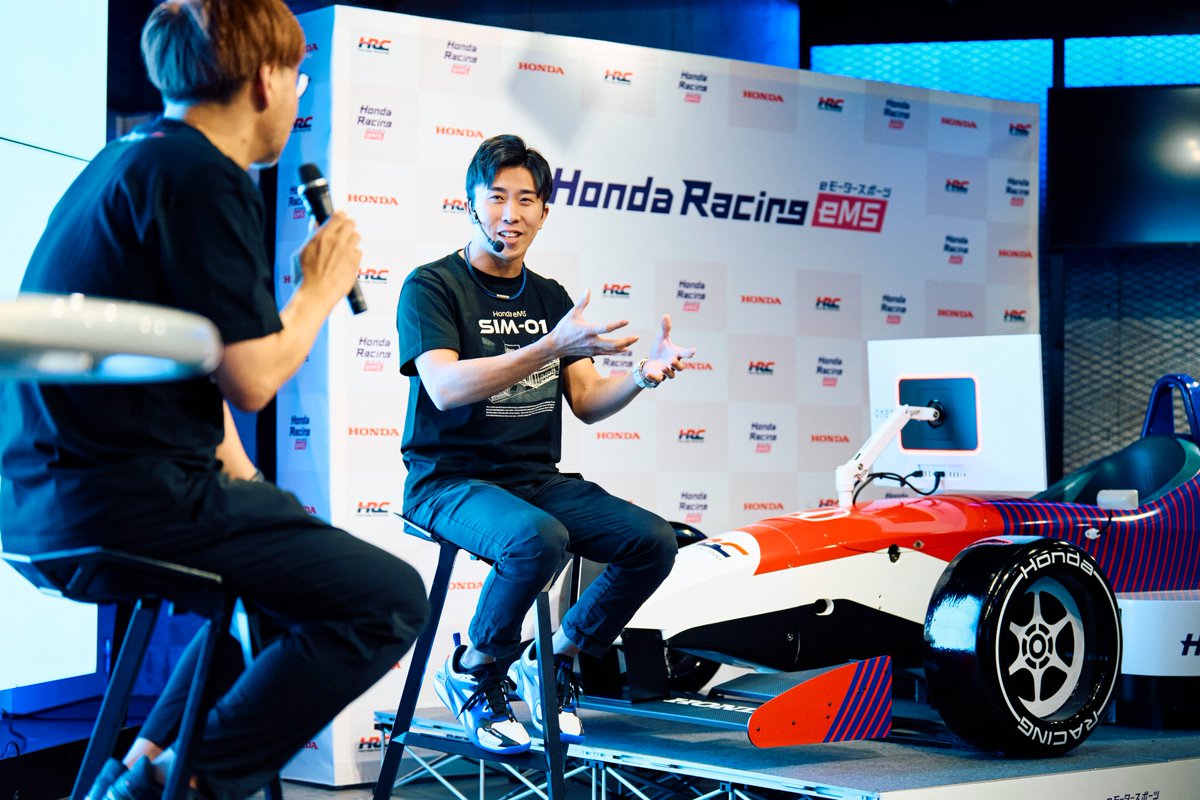 ／
「Honda eMS SIM-01」🏎️
販売開始＆スペシャルリバリー発表✨️📸
＼

ベースとなるのは、鈴鹿レーシングスクールで
多くのプロレーサーを育てたスクールカー。

そんな車体にeMSで新たな命を吹き込み、
“クルマを操作する楽しさ” を安全に体験できるマシンとして活躍中💪

⏬️詳細はこちら⏬️