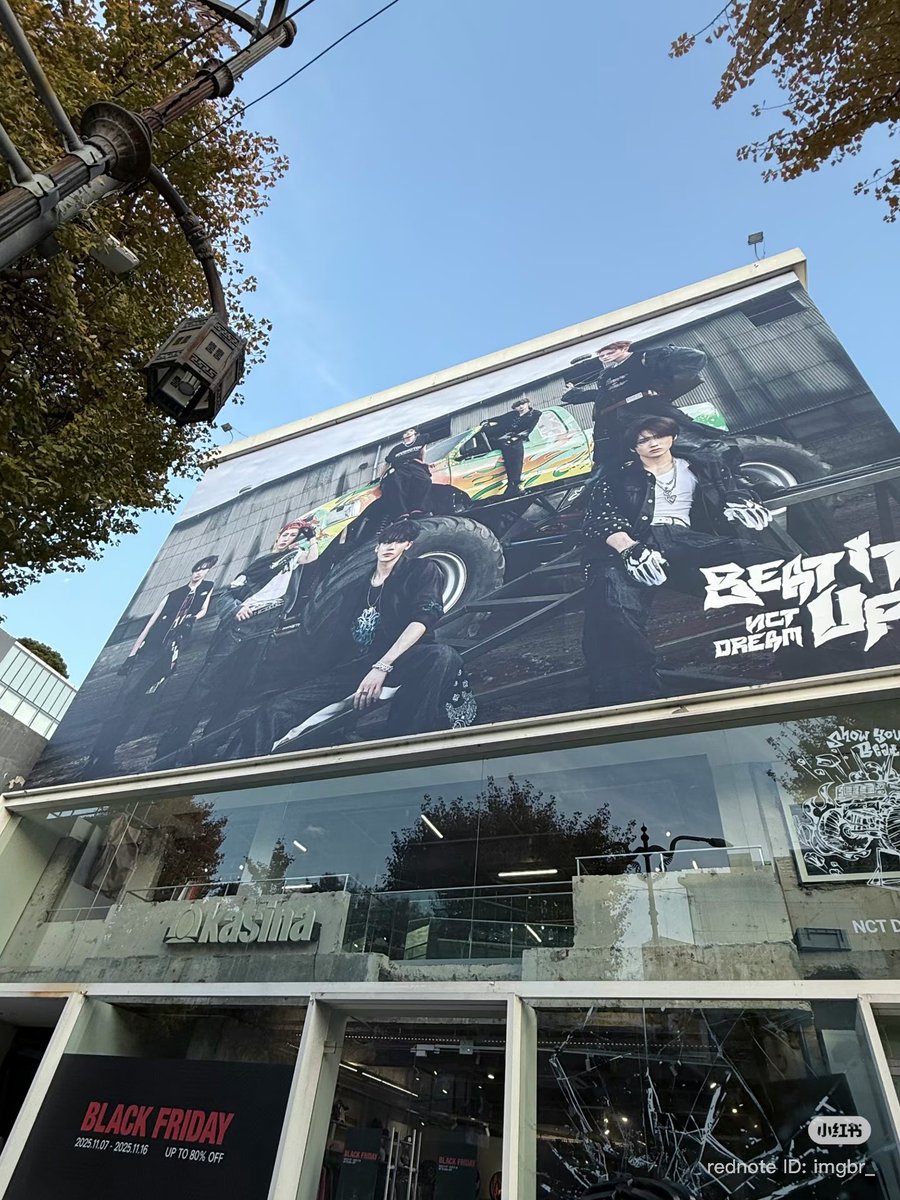 KandybearryNR's tweet image. อมกกกกร้านเริ่มแต่งแล้วววววว