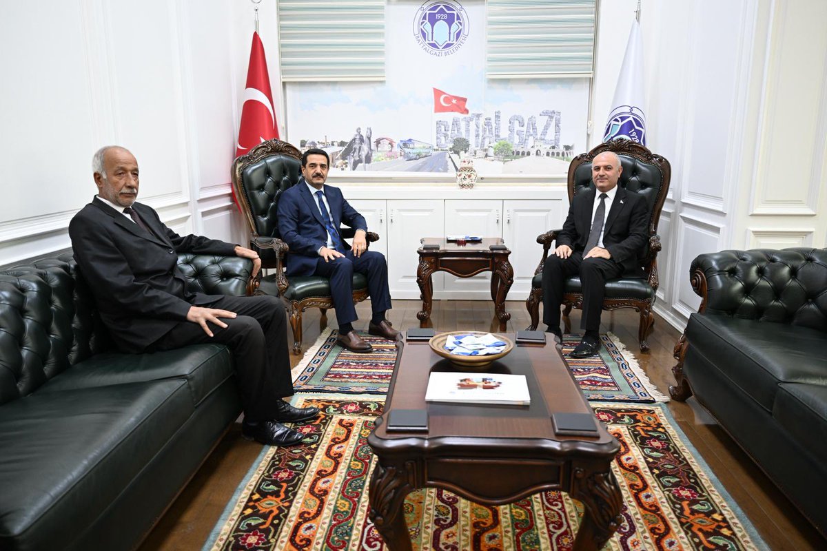 15 Temmuz Milli İrade Ocakları Genel Başkanı Bilal Uludağ’ı belediyemizde ağırladık. 

Nazik ziyaretlerinden dolayı kendilerine teşekkür ediyorum.
