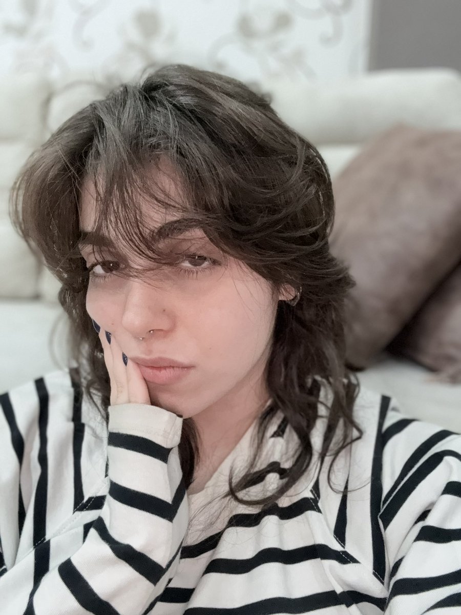 preferablydan's tweet image. امروز نوه ی هادس تو توییتر پنج ساله شد💀