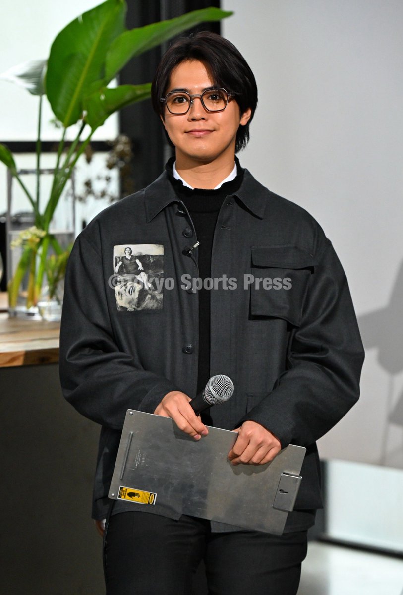 芸能】 #GENERATIONS #片寄涼太 120年の歴史持つ眼鏡を着用