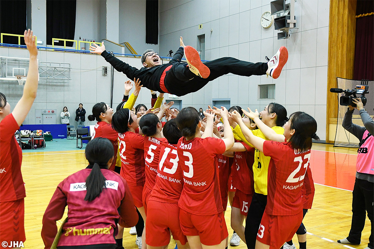 ／
 特設サイトオープン💻
 #ハンド日本選手権2025🏆
＼

大会概要、会場情報などを掲載📝
出場チーム紹介、チケット情報などは随時更新していきます！

🔗handball.or.jp/game/nihon_sen…

#ハンドボール