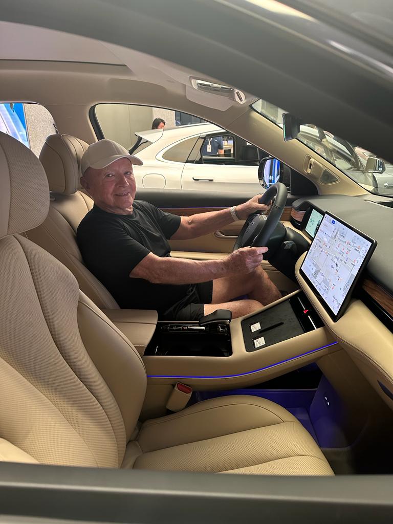 Mark Mobius tweet media