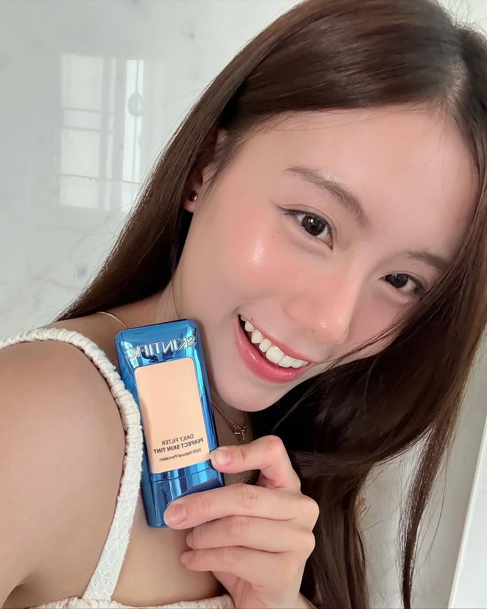 gamekj2564's tweet photo. คนสวย รีวิว skintificthai 🤏💗
#FONDnatticha #skintificthai
@SkintificTH https://t.co/4D36Wtf8lt