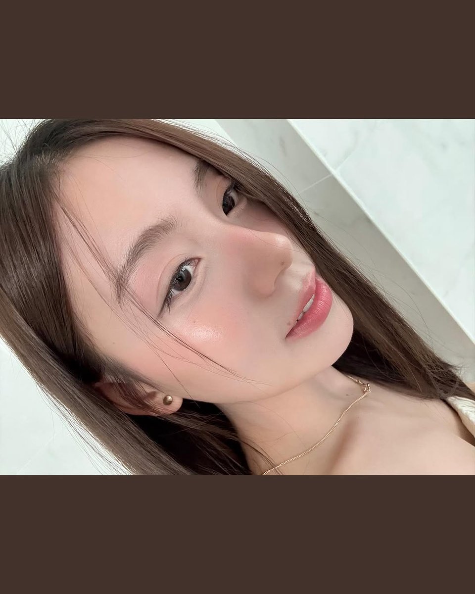 gamekj2564's tweet photo. คนสวย รีวิว skintificthai 🤏💗
#FONDnatticha #skintificthai
@SkintificTH https://t.co/4D36Wtf8lt