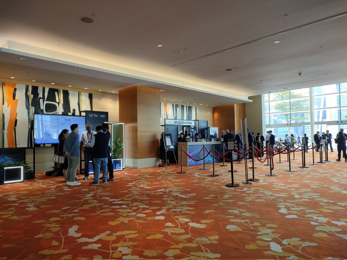 DeepInsightLabs's tweet image. Day one of the Insights Forum by GFTN at Marina Bay Sands Expo

#fintech #singapore #aiinfinnace