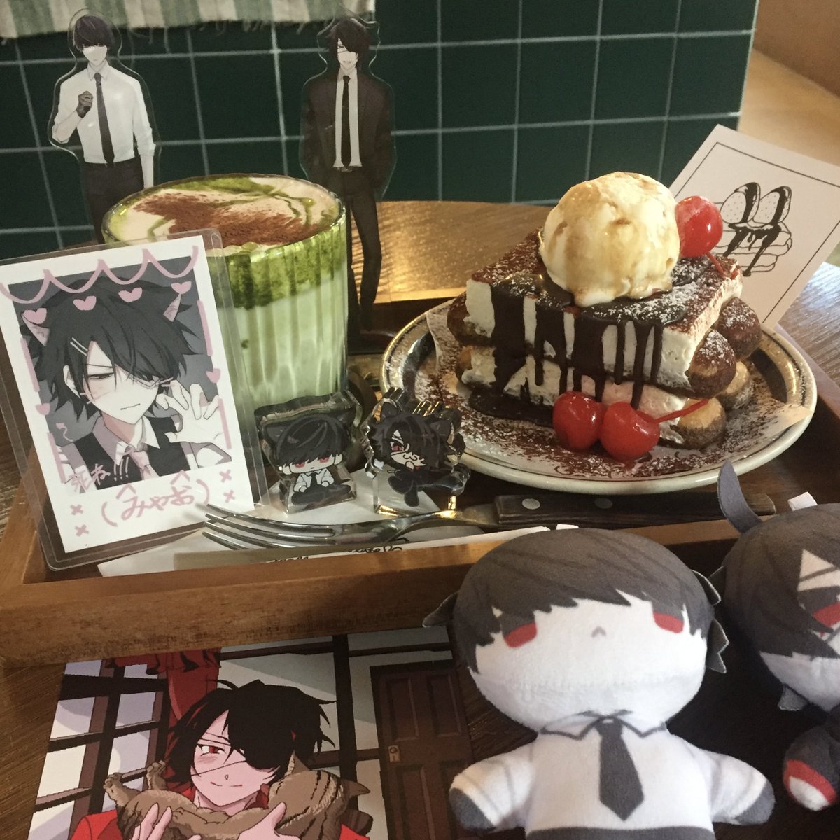 만석 카페에서 혼자서 묵묵히 오타쿠생일상을 차린 저를 칭찬해주세요
(바시생일축하해😻❤️
