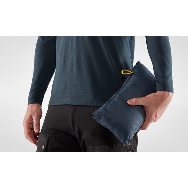 3NITY_JAPAN's tweet photo. 【Expedition Latt Hoodie M】
冬のアクティビティやトレッキングに最適な軽量パッカブルジャケット。シェルジャケットの下にインシュレーションとして着用したり、アウターとしても。100%リサイクルナイロンを使用した耐久性の高い表地と裏地で、中綿には超軽量の100%リサイクルポリエステルを採用。 https://t.co/t3cnTlILx3