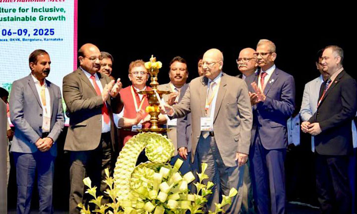 TFNet's tweet photo. Strengthening Global Horticulture: TFNet at 11th Indian Horticultural Congress 2025
Read more: https://t.co/G1ifAVWwUk
@icarindia @ICAR_IIHR https://t.co/Mq2tsLTMrG