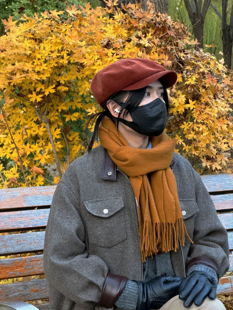 日常大多是这种中性化的打扮