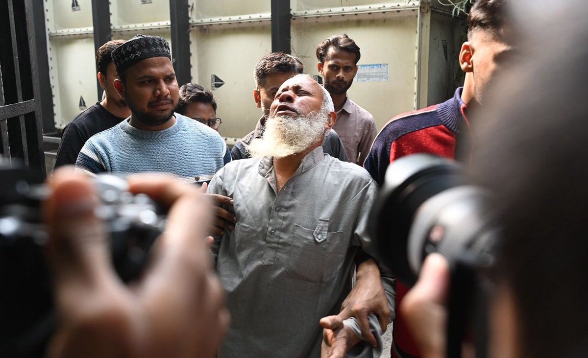 garrywalia_'s tweet image. दिल्ली ब्लास्ट में मारे गए नौमान के परिवार की तस्वीरे शायद ही मीडिया दिखाए क्यों की ये एजेंडे को सूट नहीं करेगा