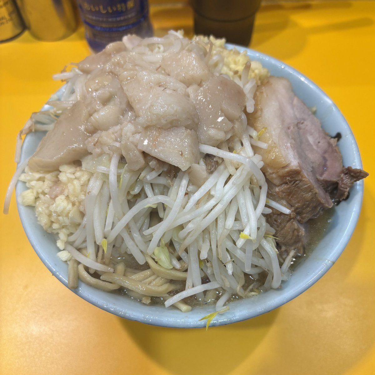 二郎 野猿街道2!!!
小1000円
しょうが100円
コールはニンニク、アブラ🤤🤤🤤

くぅーーー
仕事終わりに沁みるぜ！
腹パン🐷