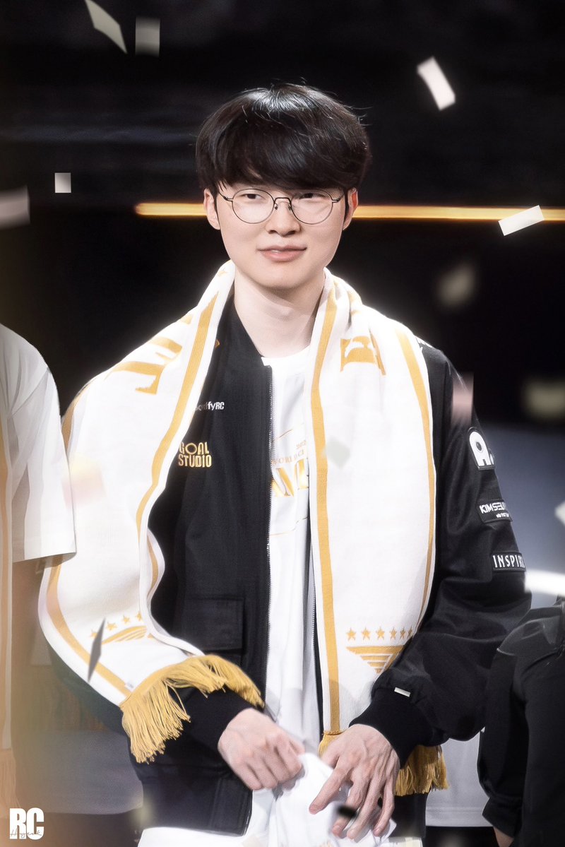 rc_hyeok's tweet image. You are always the 𝐆reatest 𝐎f 𝐀ll 𝐓ime.

251109 Worlds2025 Final

#faker #페이커 #이상혁 
#t1win  #Worlds2025