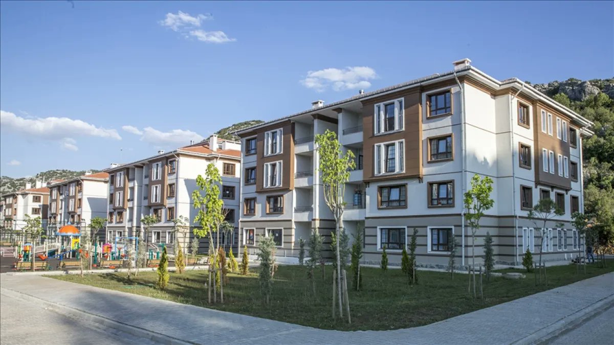 Murat Kurum, konut projesine başvuranların sayısını açıkladı… girdaphaber.com/murat-kurum-ko…