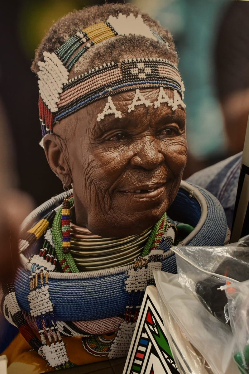 SportArtsCultur's tweet image. Some of Gogo Esther Mahlangu’s beautiful paintings, artifacts, and honours are displayed in her traditionally decorated Cultural Village. Her work continues to celebrate Ndebele heritage and inspire generations.

#MamaEstherMahlangu #LivingLegend #VanToekaAf #DSAC #PeaceMabe