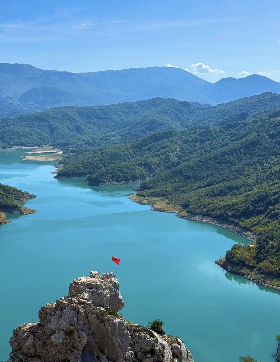 Mustiferr's tweet photo. Arnavutluk / Tiran 🇦🇱 Gezilecek görülecek noktalardan birisi. Bovılla Canyon. https://t.co/BEuaaHfsr6