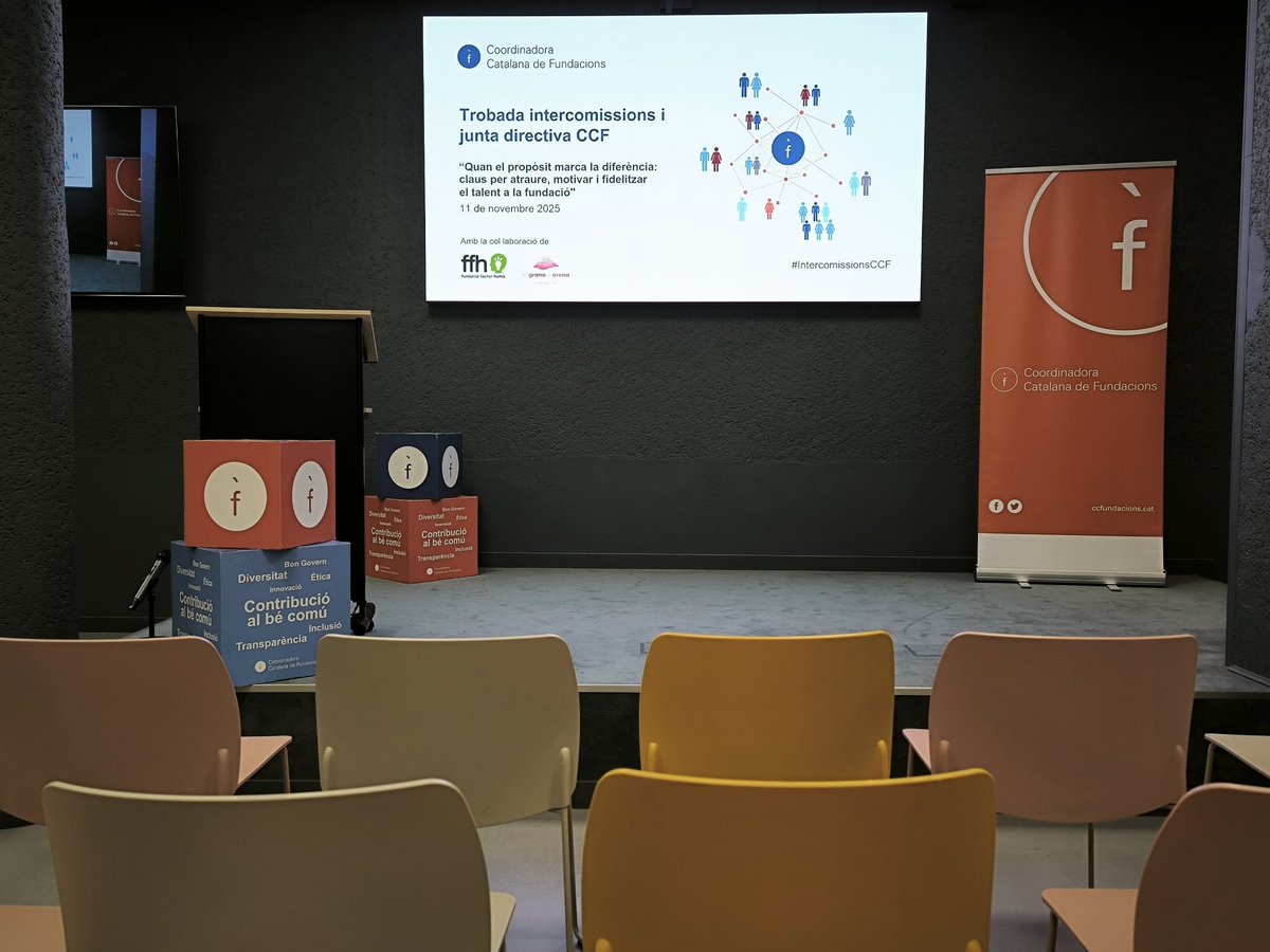 CCFundacions's tweet photo. 🔵🟠 Avui celebrem la #Trobada Intercomissions 2025! ‘Claus per atraure, motivar i fidelitzar el talent a la fundació’

📍Arribem a l'espai THE BOX, convidats per la Fundació @migranodearena, a qui agraïm la col·laboració.

#IntercomissionsCCF https://t.co/x48ltkEzCV