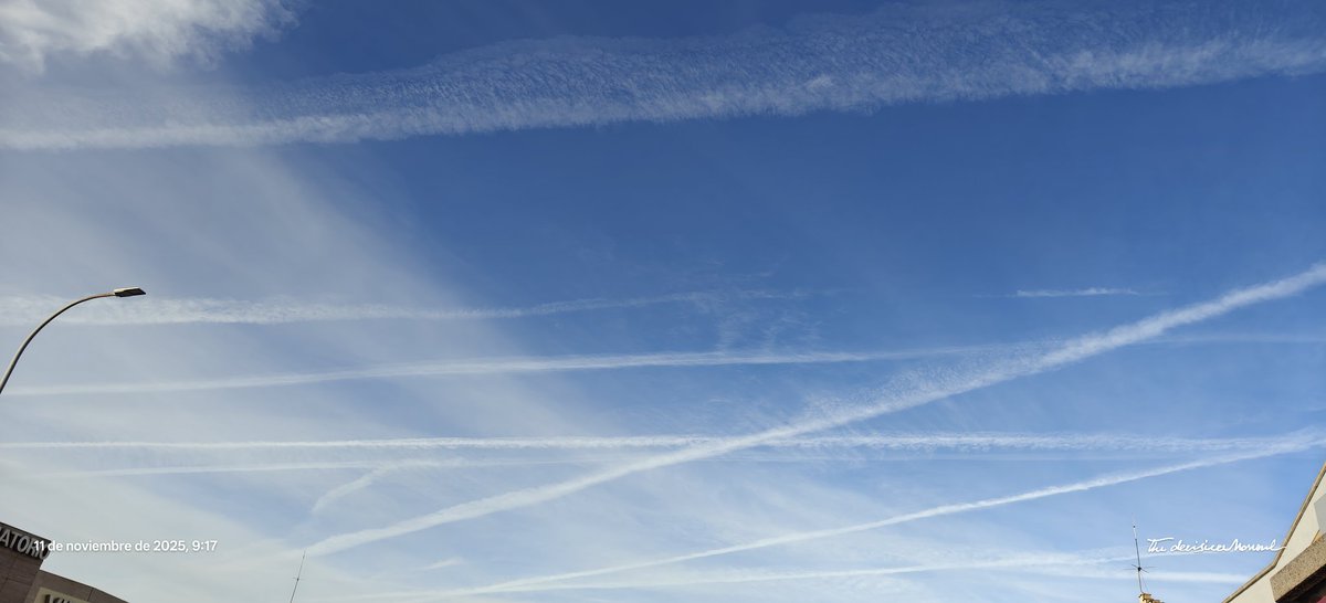 OskarLillo's tweet photo. ▫️Hoy hace un día..."precioso" 🤨
✈️💨 https://t.co/nOHCe2tVFq