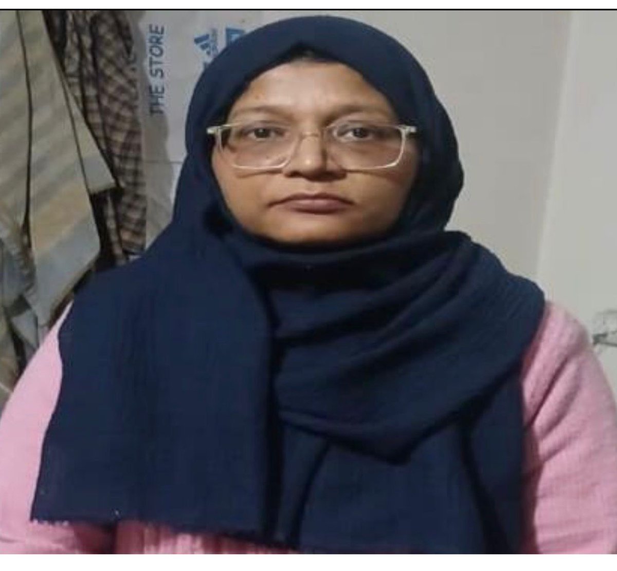 sharmajasmine01's tweet image. ये मुजम्मिल की गर्लफ्रेंड है, जिसकी कार मुजम्मिल के पास थी और उसी कार से एके-47 राइफल बरामद हुई थी। उसे लखनऊ पुलिस और जम्मू-कश्मीर पुलिस ने कल गिरफ्तार किया था। #DelhiBlast #TerrorAlert #FaridabadModule #JaishEMuhammad #SecurityUpdate #BreakingNews