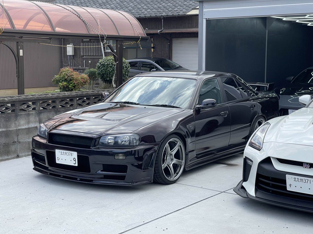 gantaGTR's tweet photo. ド素人がミッドナイトパープルで全塗装しました
ps オートサロンで会いましょう https://t.co/0BGgz0l2La