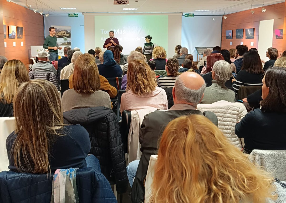 masies_voltrega's tweet image. 📚✨ Osona, municipi lector!

Dissabte es va celebrar per primera vegada a la comarca la Jornada LECXIT #MuseuEsquerda #RodadeTer

#LECXIT promou l’èxit educatiu a través de la #Lectura i la #ComprensióLectora dels infants

#Voltreganès #VoltreganèsEduca #LMV #SHV @ajSantHipolit