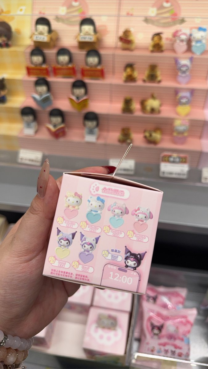 GSstore_byk's tweet photo. #รับหิ้วจีน (บินเอง กล���บ15พย.)

กล่องจุ่มที่ติดโทรศัพท์Sanrio character
179.-/กล่อง

🧚🏻‍♀️สั่งซื้อแอดไลน์ : https://t.co/JPCTjENzM2
🍒อัพเดตสินค้าเข้าโอเพ่นแชทเลย🧤

#รับหิ้ว #ตลาดนัดSanrio #รับกดสินค้า https://t.co/Z6YkHYv9we