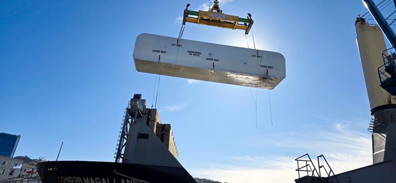 HeavyLiftPFI's tweet image. Project freight forwarder deugro has delivered a 30-tonne LNG service station – measuring 18.16 m x 3.38 m x 3.55 m – from Spain to Chile.

bit.ly/4nKuCDt
 
#heavylift #projectcargo #projectlogistics #projectforwarding #logistics